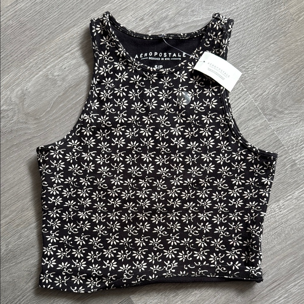 Aeropostale Black and White Patterned crop Top